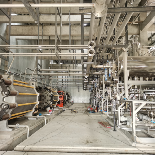 668cffc7f0f95d250372b748_Xinjiang_H2Production station de recharge electrique